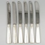 6-piece set dinner knives "Haags Lofje" silver plated.