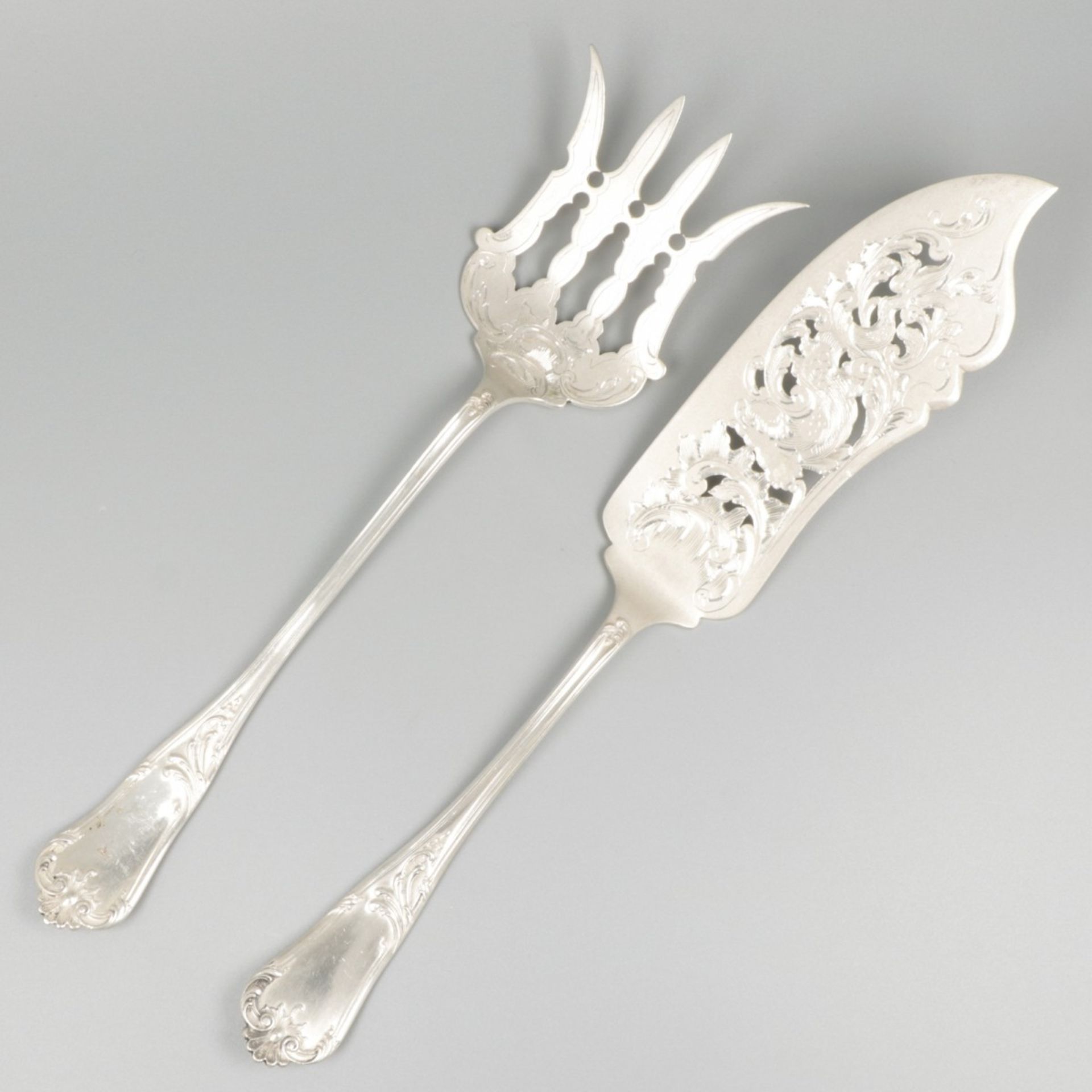 Fish cutlery set silver.