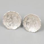 2-piece set cheese thumbs silver.