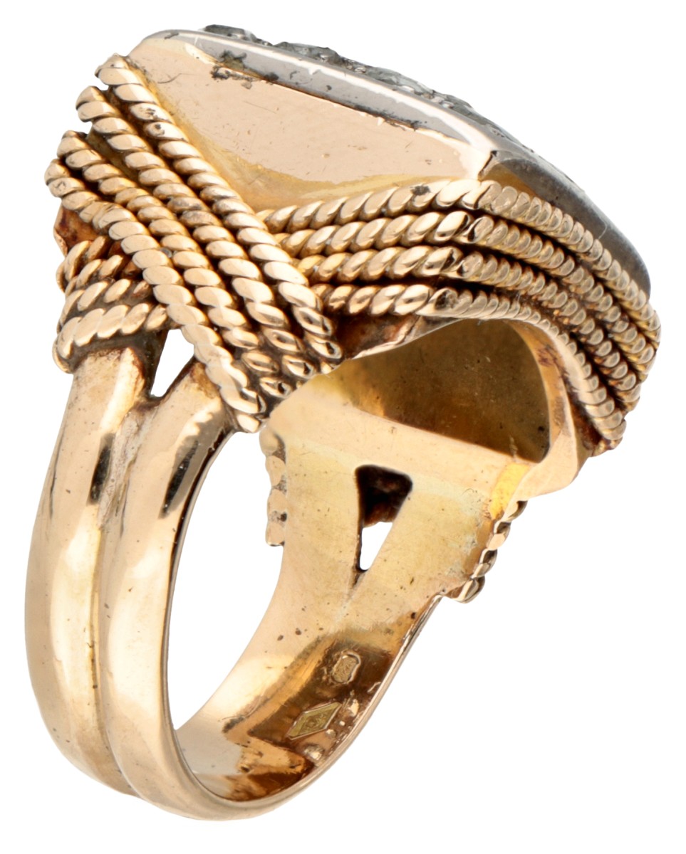 18K. Yellow gold ring set with rose cut diamonds. - Image 3 of 3