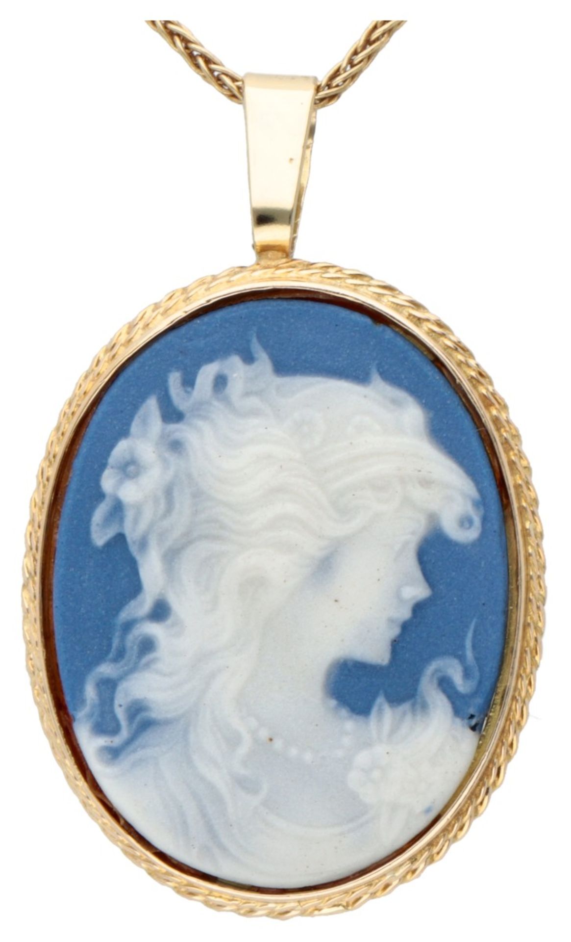 Vintage 18K. yellow gold necklace with pendant set with a blue cameo with a profile portrait of a la - Image 2 of 3