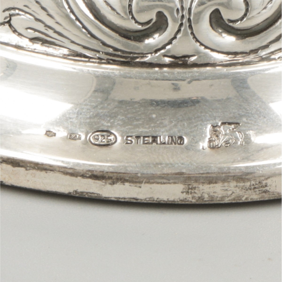 Showpiece vase silver. - Image 7 of 7