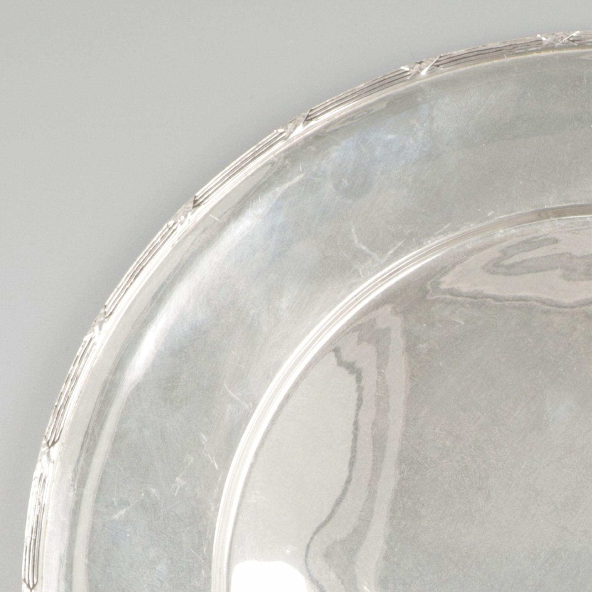 2-piece set of silver plates. - Image 4 of 6