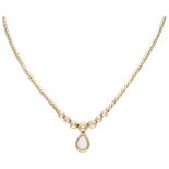 18K. Yellow gold necklace set with approx. 0.40 ct. precious opal and approx. 0.26 ct. diamond.