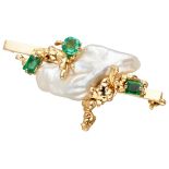 Vintage 14K. yellow gold brooch set with approx. 0.62 ct. natural emerald and a freshwater baroque p