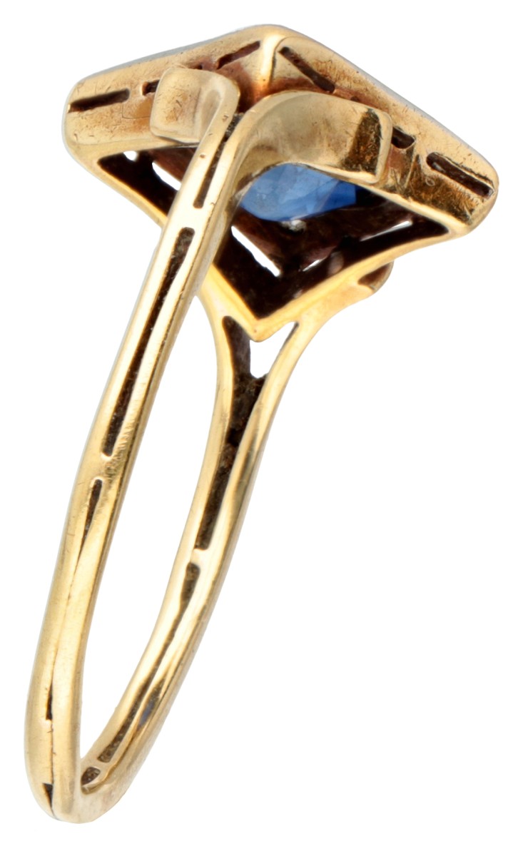 Antique 18K. yellow gold ring set with approx. 1.56 ct. synthetic sapphire and diamond. - Image 2 of 2