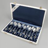 12-piece set of tea/coffee spoons incl. sugar scoop silver.