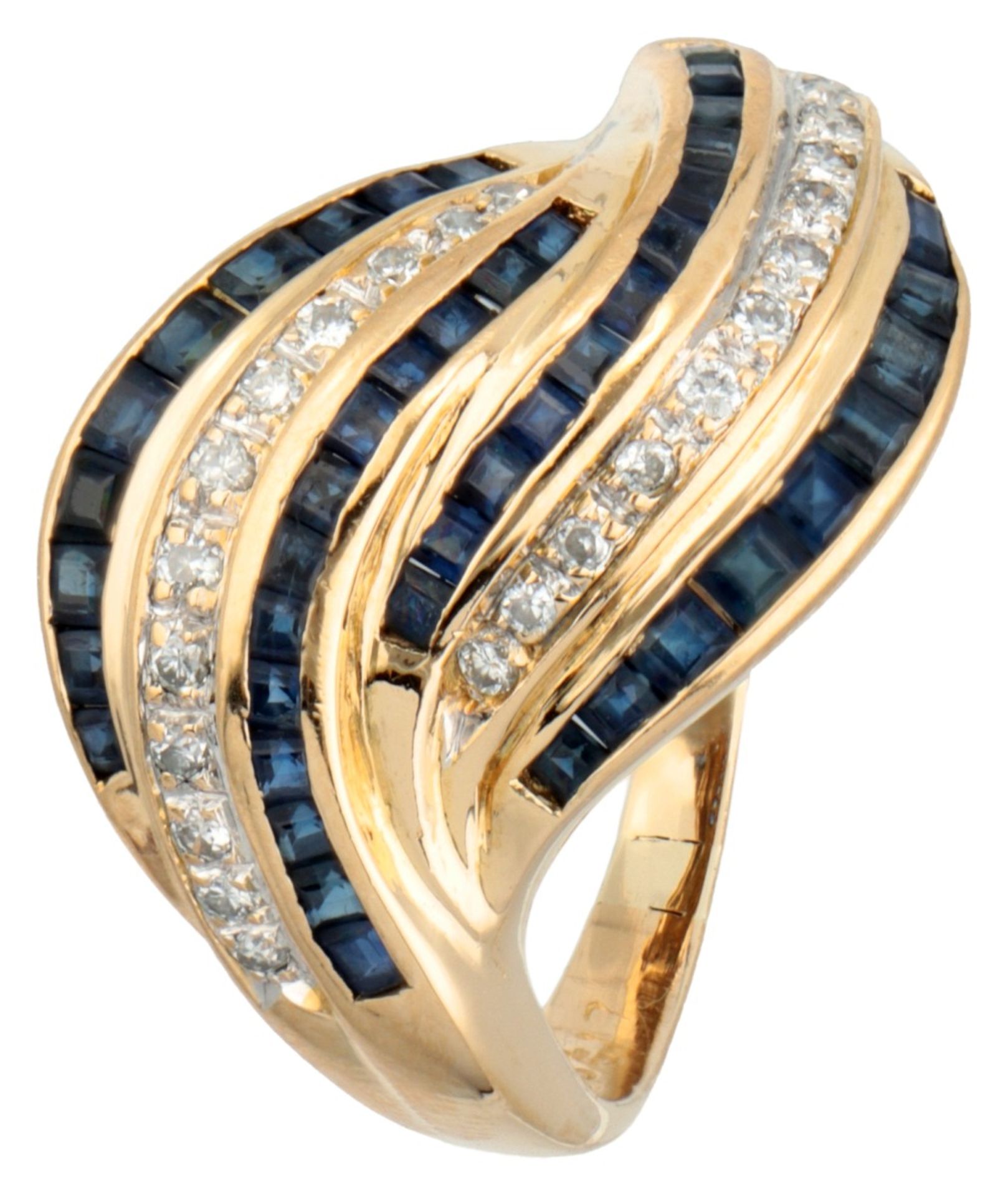 18K. Yellow gold ring set with approx. 0.12 ct. diamond and natural sapphire.