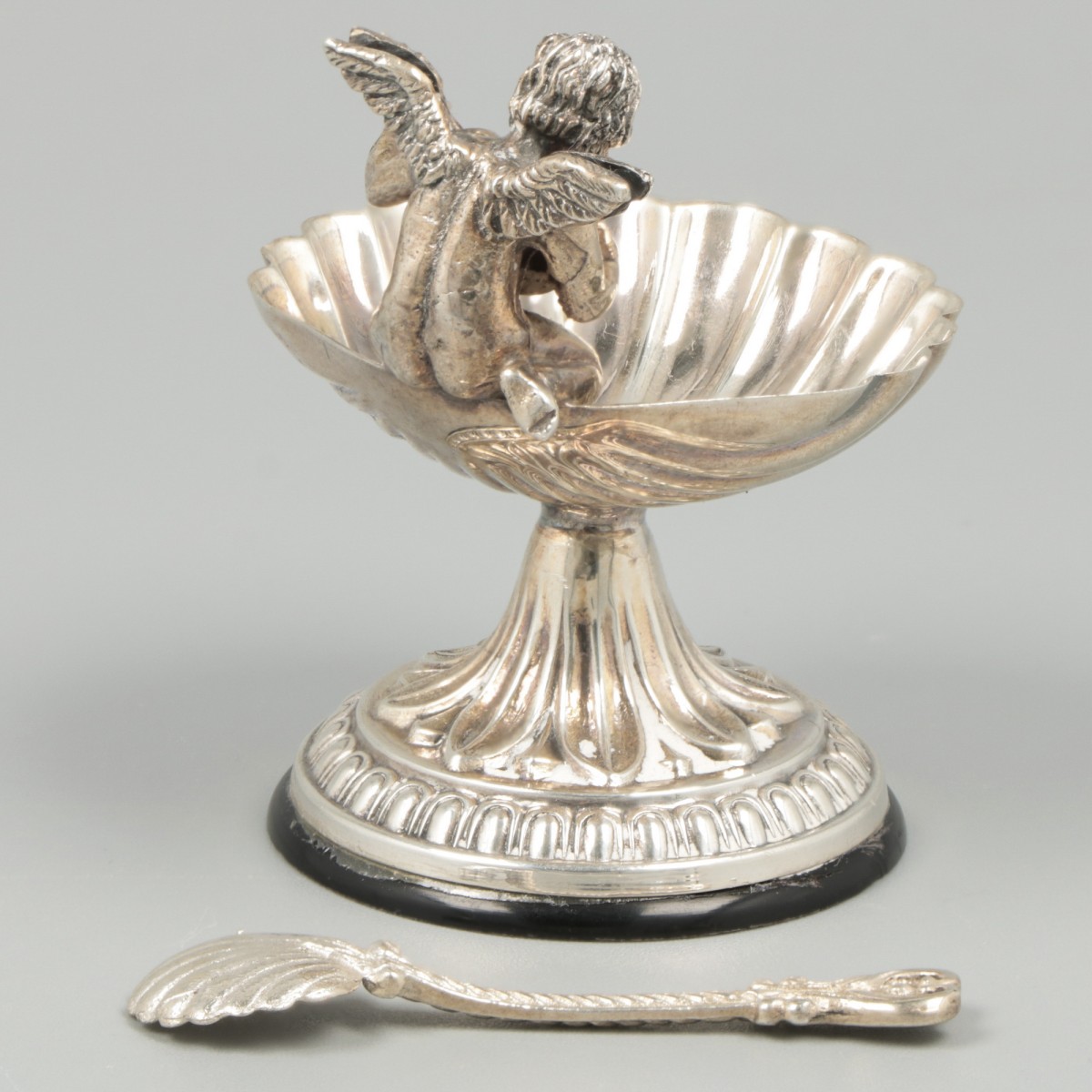Salt cellar with spoon of silver. - Image 3 of 6
