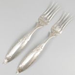 2-piece set of meat forks.