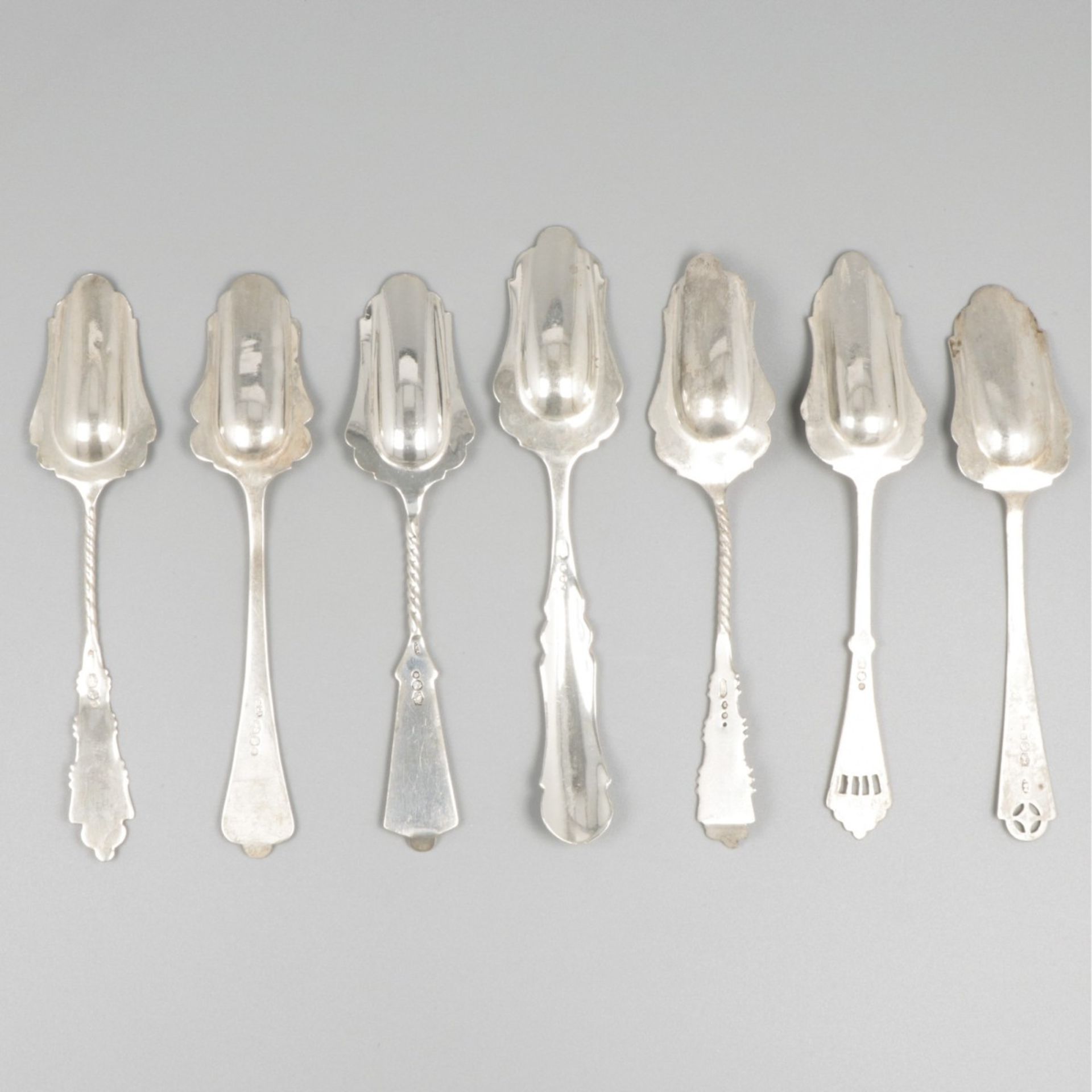 7-piece lot sugar scoops silver. - Image 2 of 9