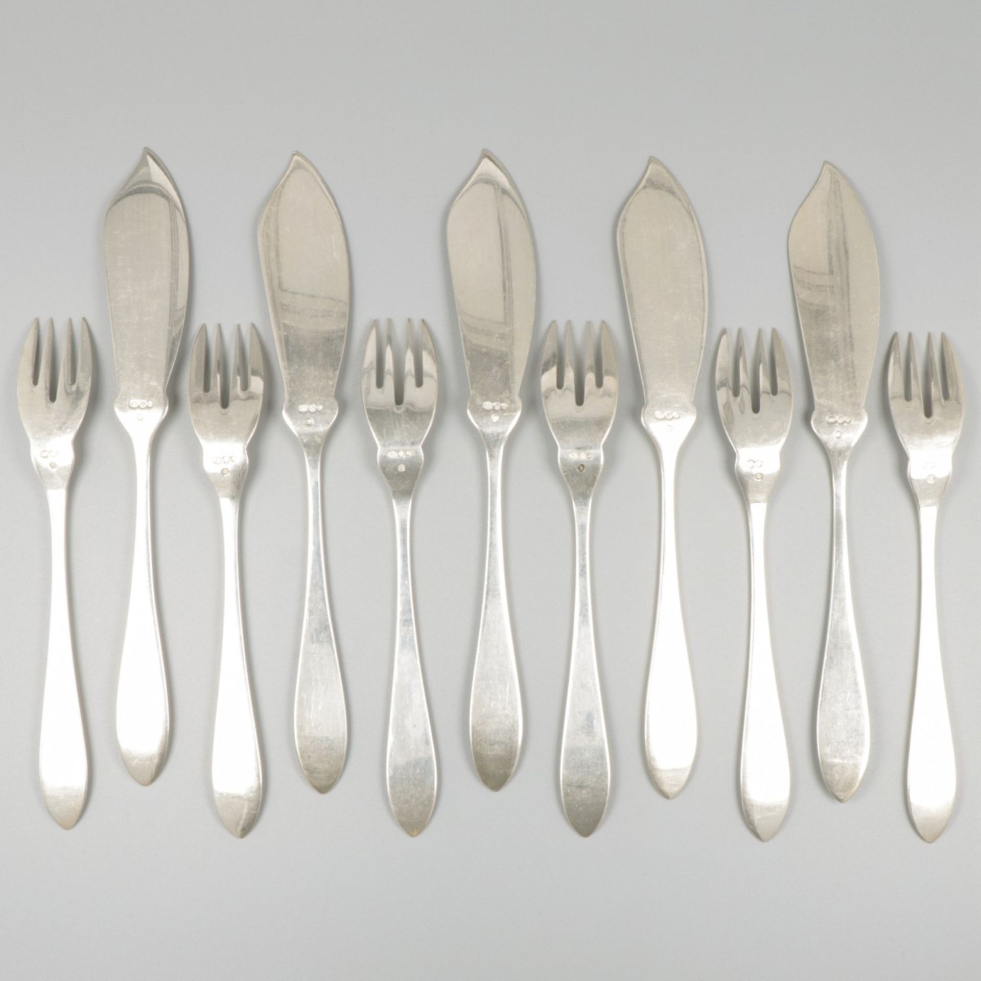 12-piece set of silver fish cutlery. - Image 2 of 9