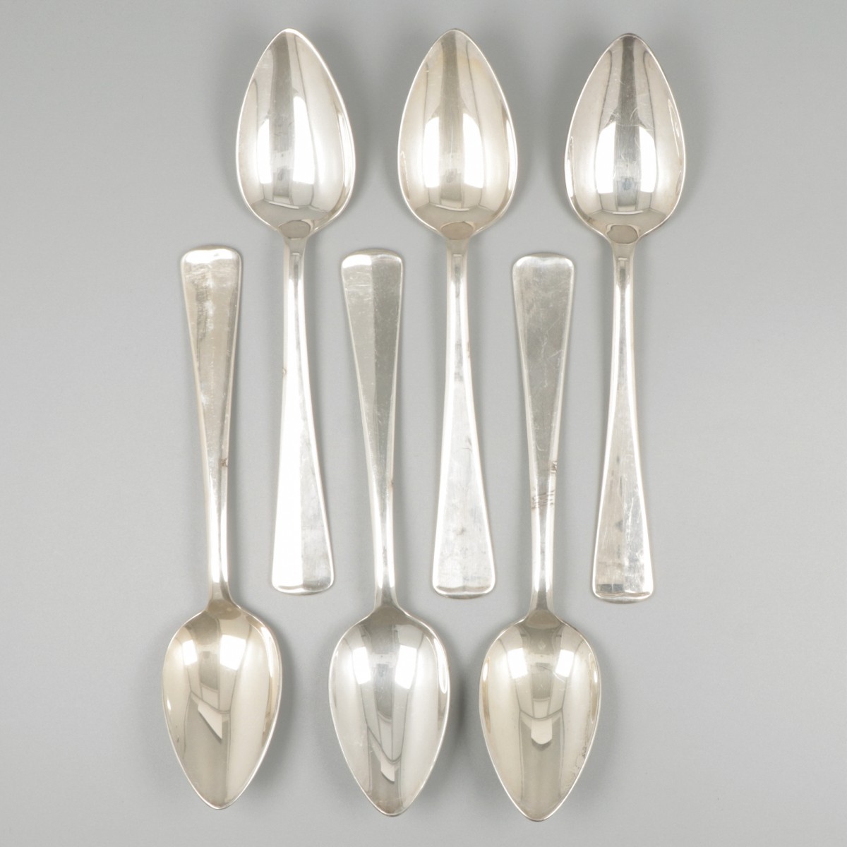 6-piece set of spoons ''Haags Lofje'' silver.