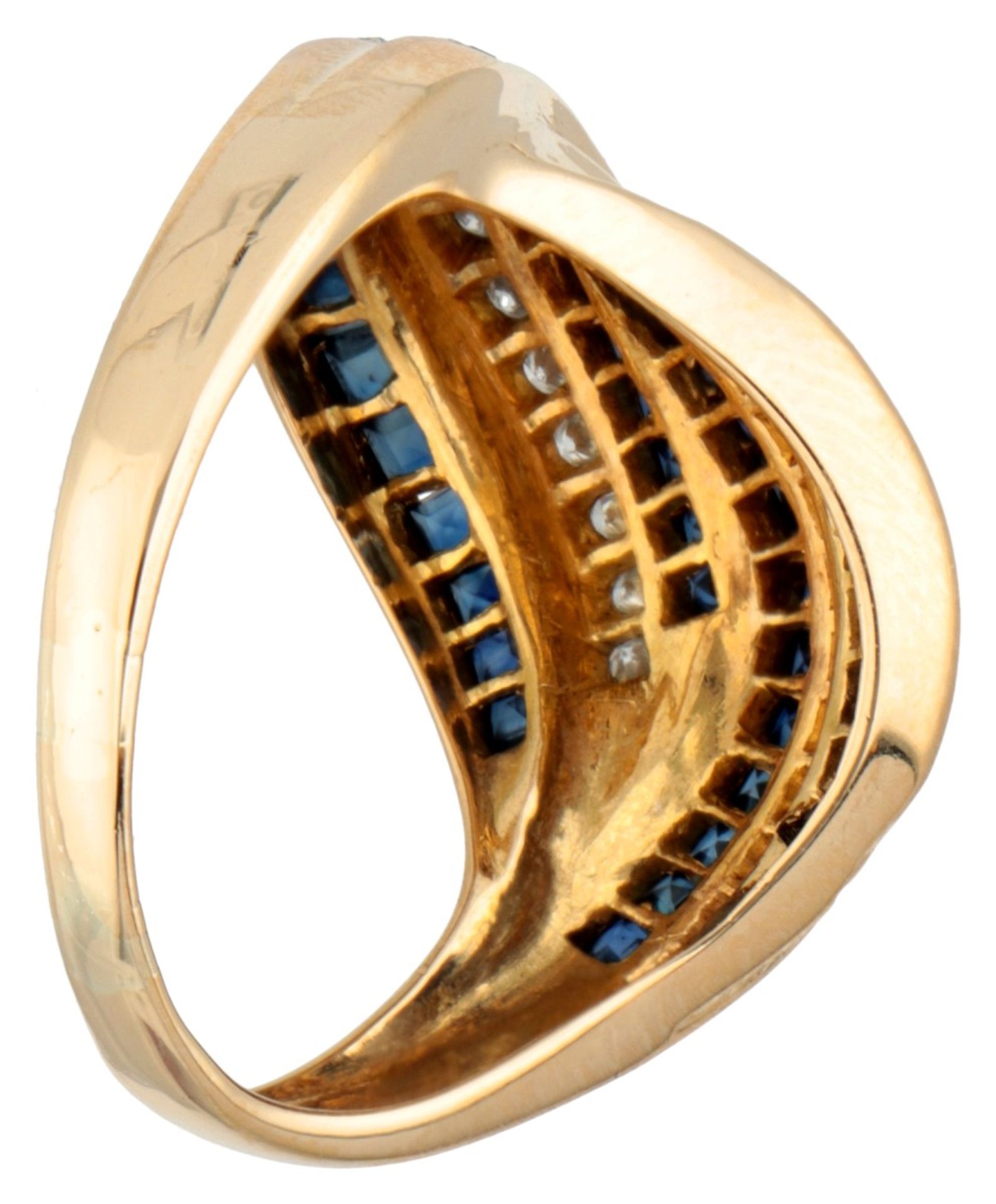 18K. Yellow gold ring set with approx. 0.12 ct. diamond and natural sapphire. - Image 2 of 2