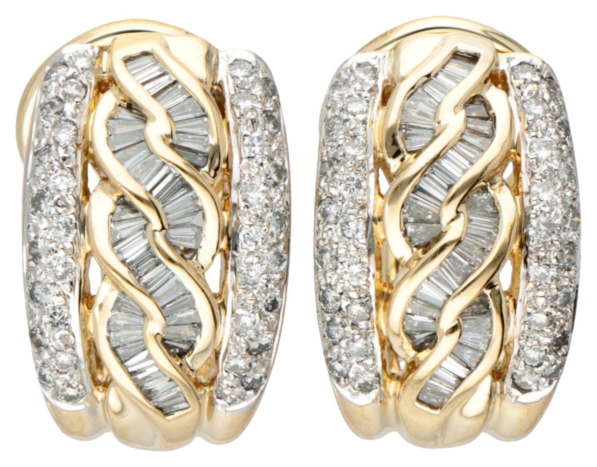 14K. Bicolor gold earrings set with approx. 0.70 ct. diamond.