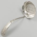 Sprinkle spoon silver.