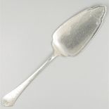 Pastry scoop silver.