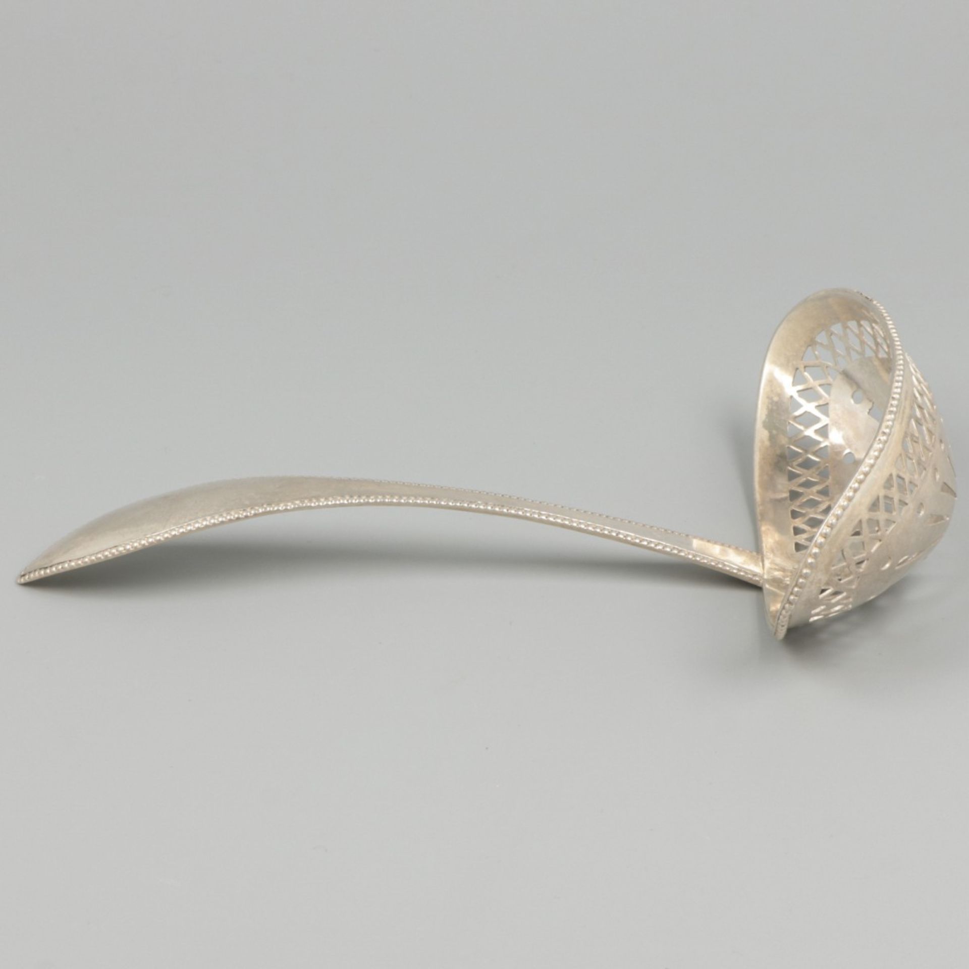 Sifter spoon (Amsterdam, Martinus Logerath 1767-1811) silver. - Image 5 of 9