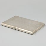 Cigarette case silver.