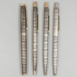 4-piece lot Parker pens gold/silver.