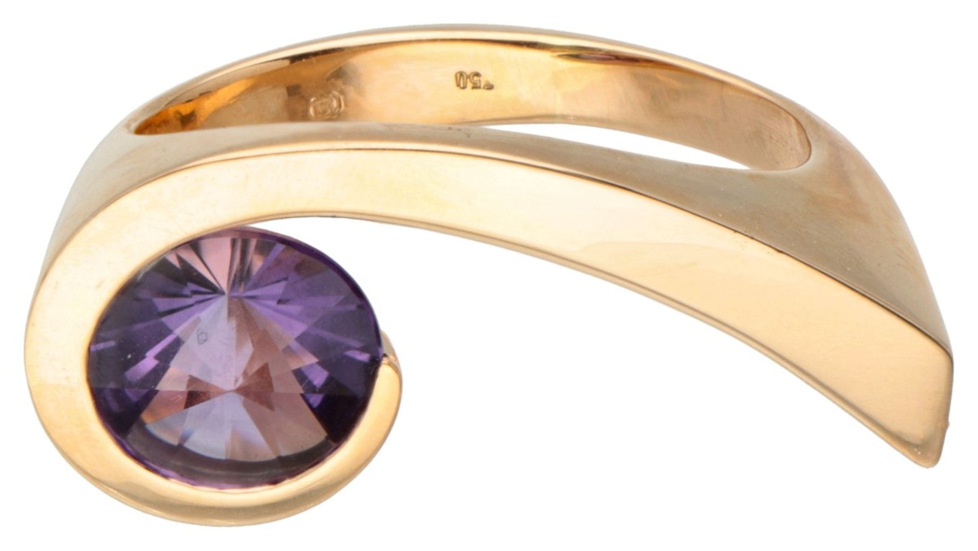 18K. Yellow gold design ring set with approx. 2.27 ct. amethyst. - Image 3 of 4