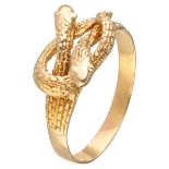 18K. Yellow gold snake ring depicting two snake heads.