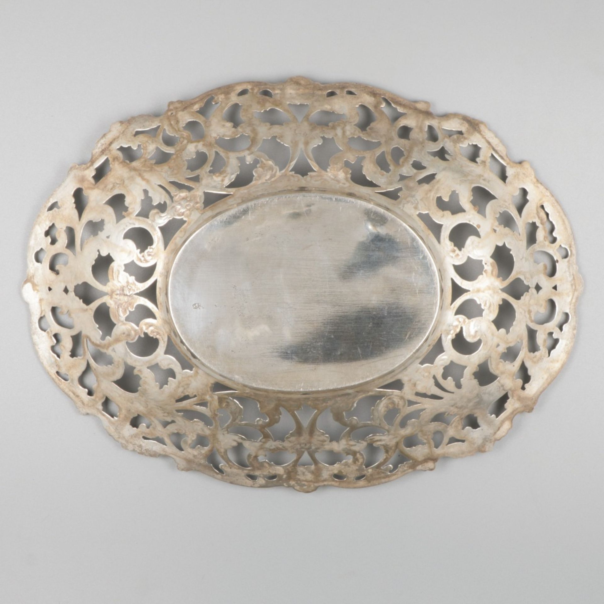 Silver presentation dish. - Image 4 of 6