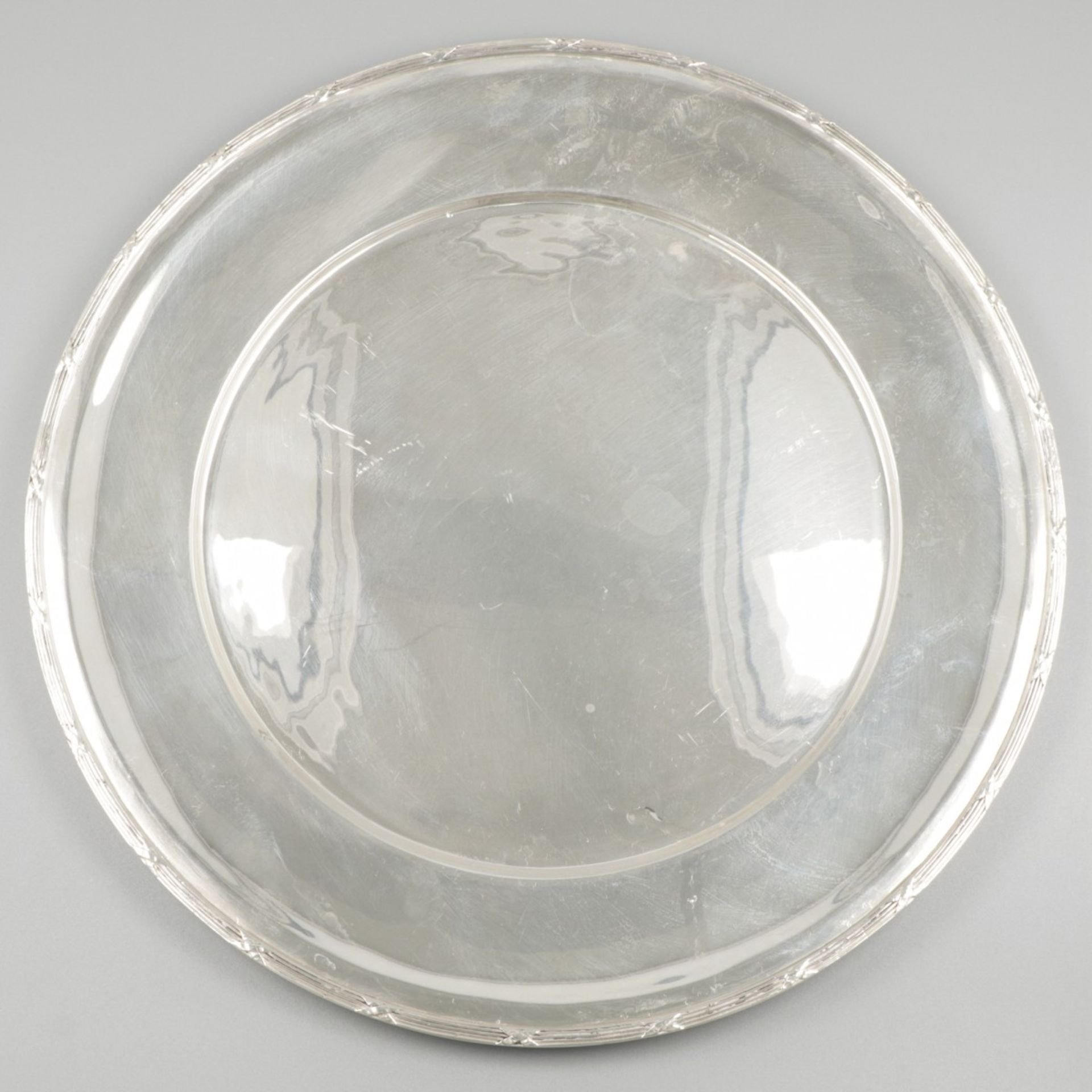 2-piece set of silver plates. - Image 2 of 6