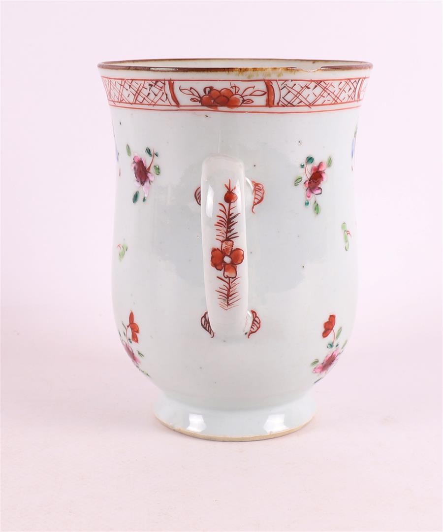 A porcelain beer mug, China, ca. 1740. - Image 5 of 7