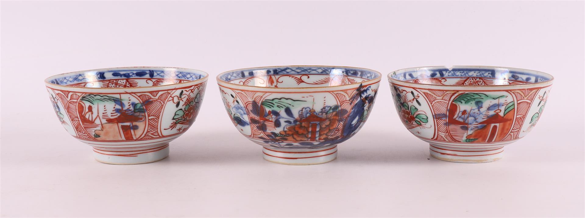 Five various porcelain Amsterdam variegated bowls, China, 18th century. - Image 12 of 17