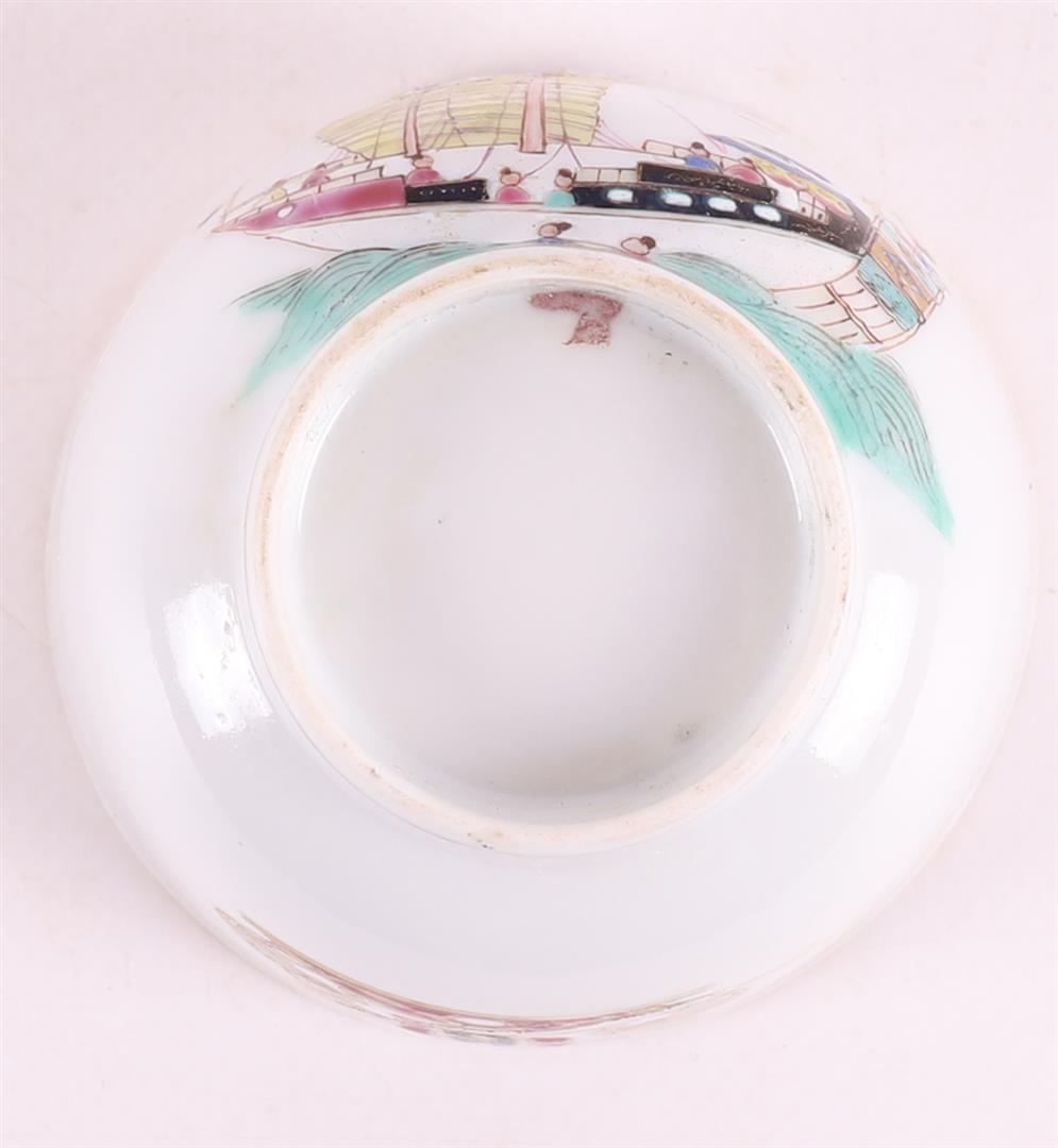 A porcelain bowl on a base ring, China, Younzheng, ca. 1730. - Image 8 of 8
