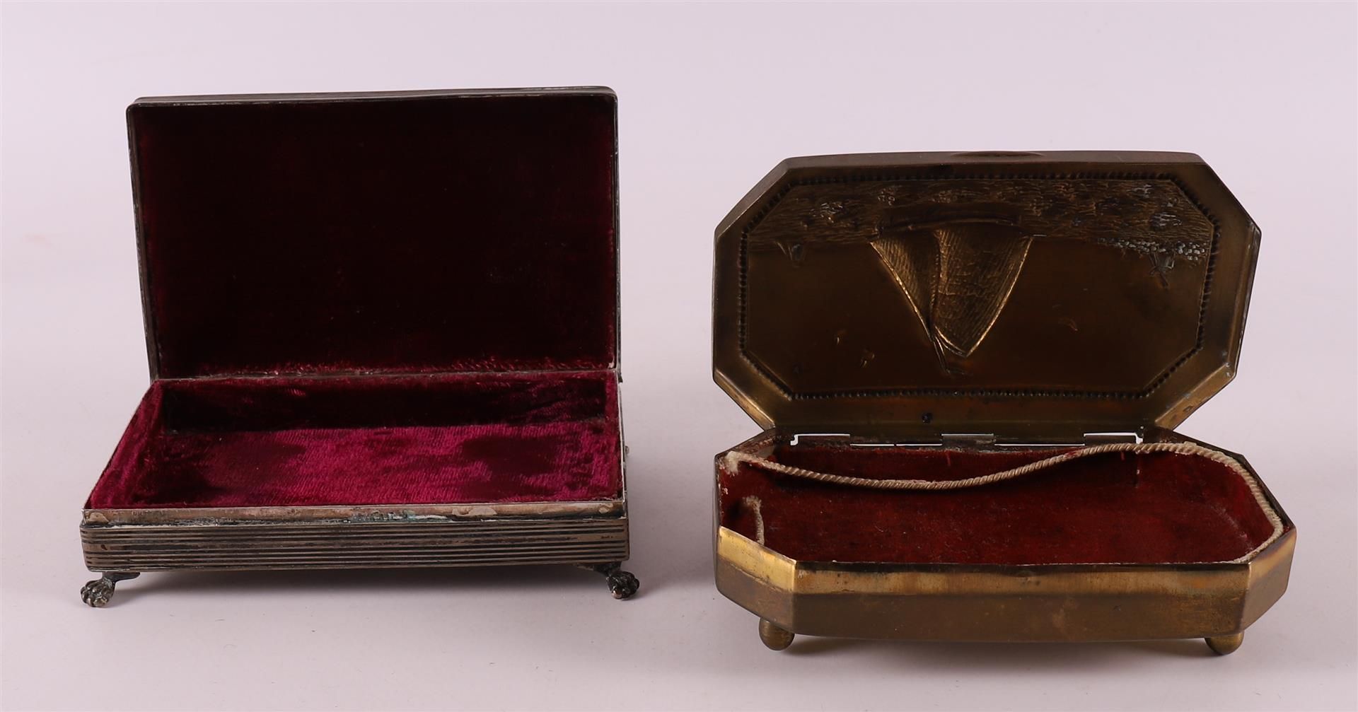 A 2nd grade 835/1000 silver spoon box, early 20th century. - Image 3 of 3