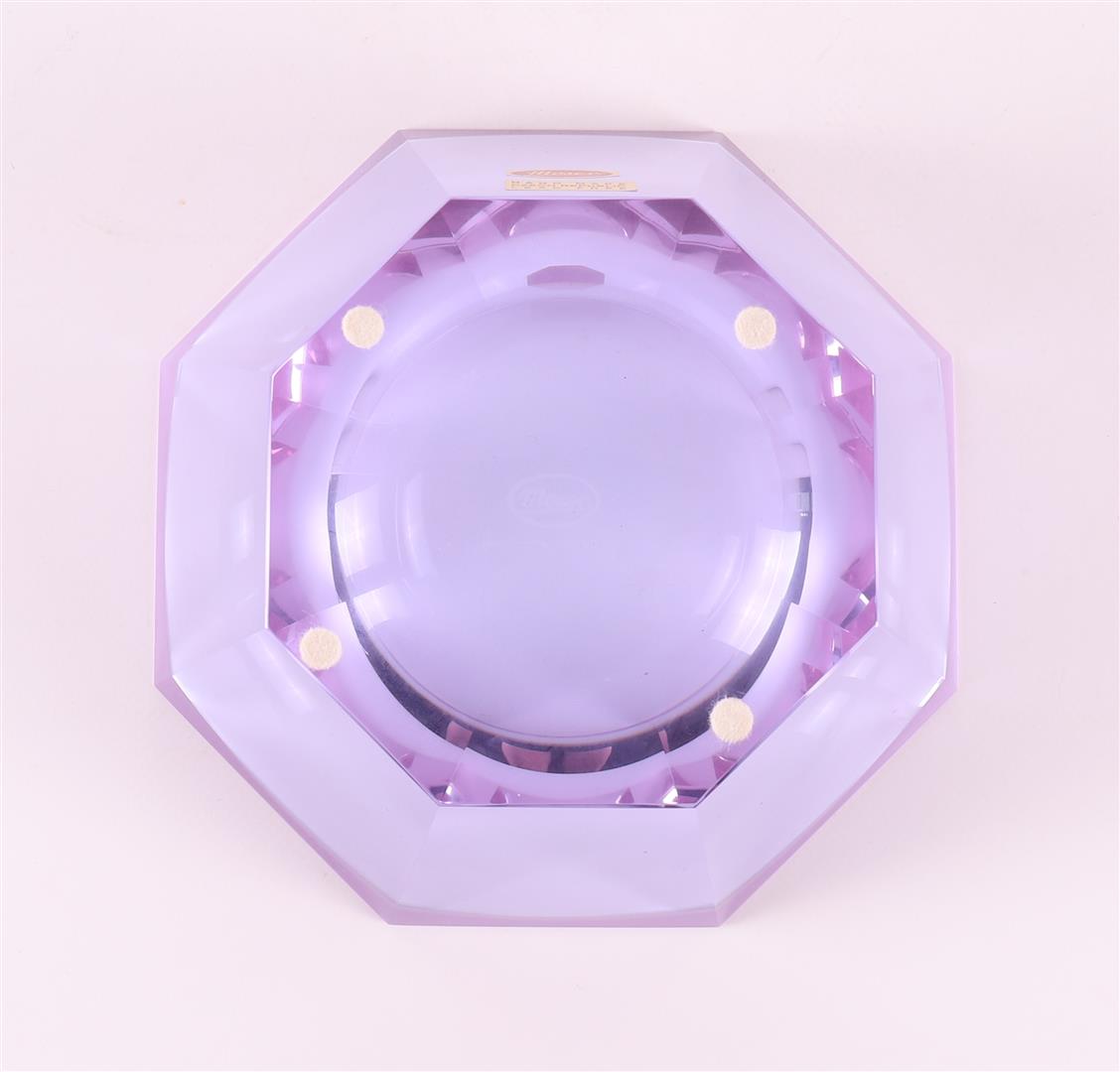 A clear purple glass octagonal cut bowl, Bohemia, Moser. - Bild 4 aus 5