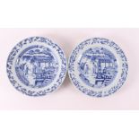 A pair of blue/white porcelain plates, China, Kangxi, around 1700.