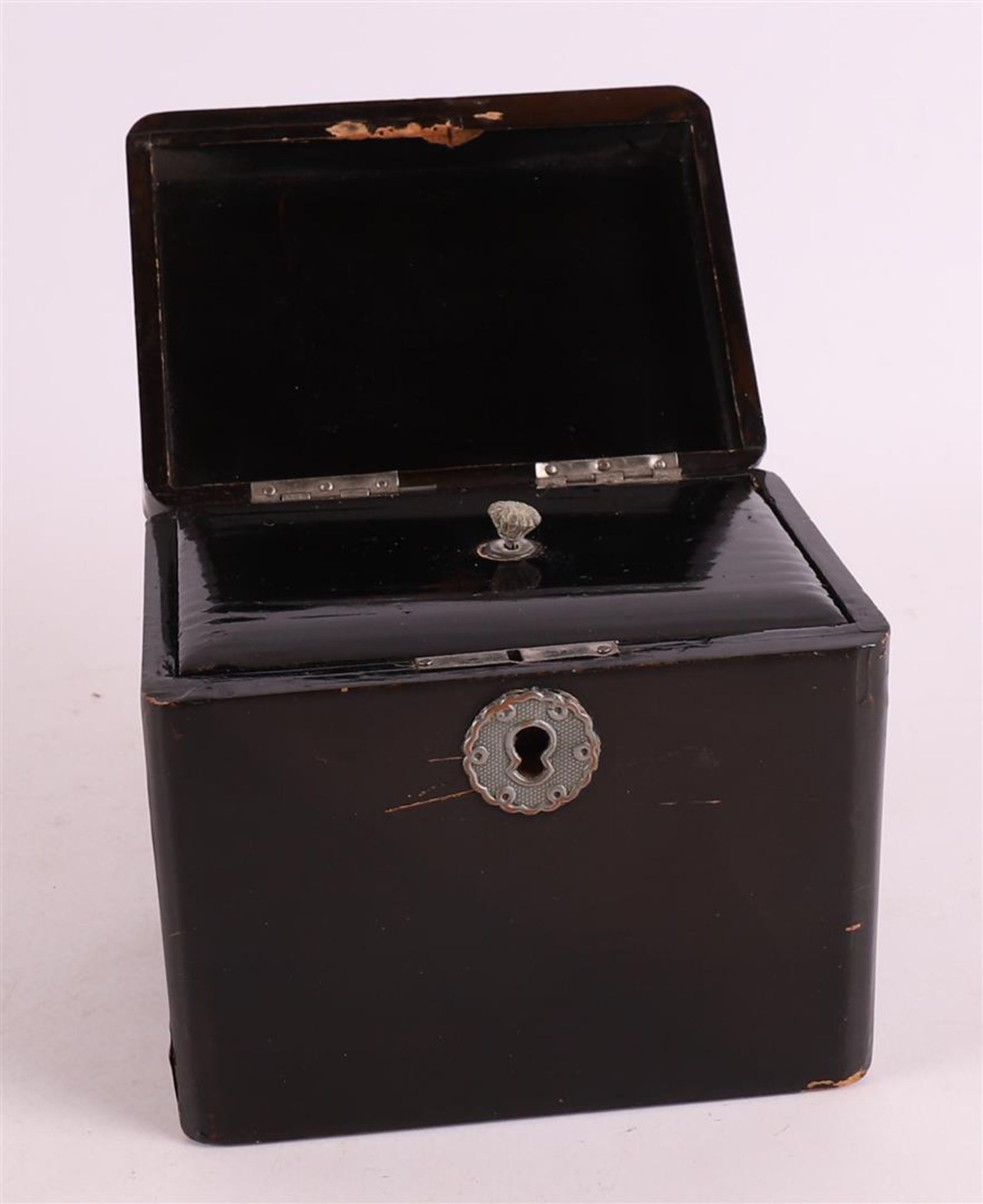 A lot of miscellaneous items, including matchstick pot with silver mounting, 19t - Image 3 of 6