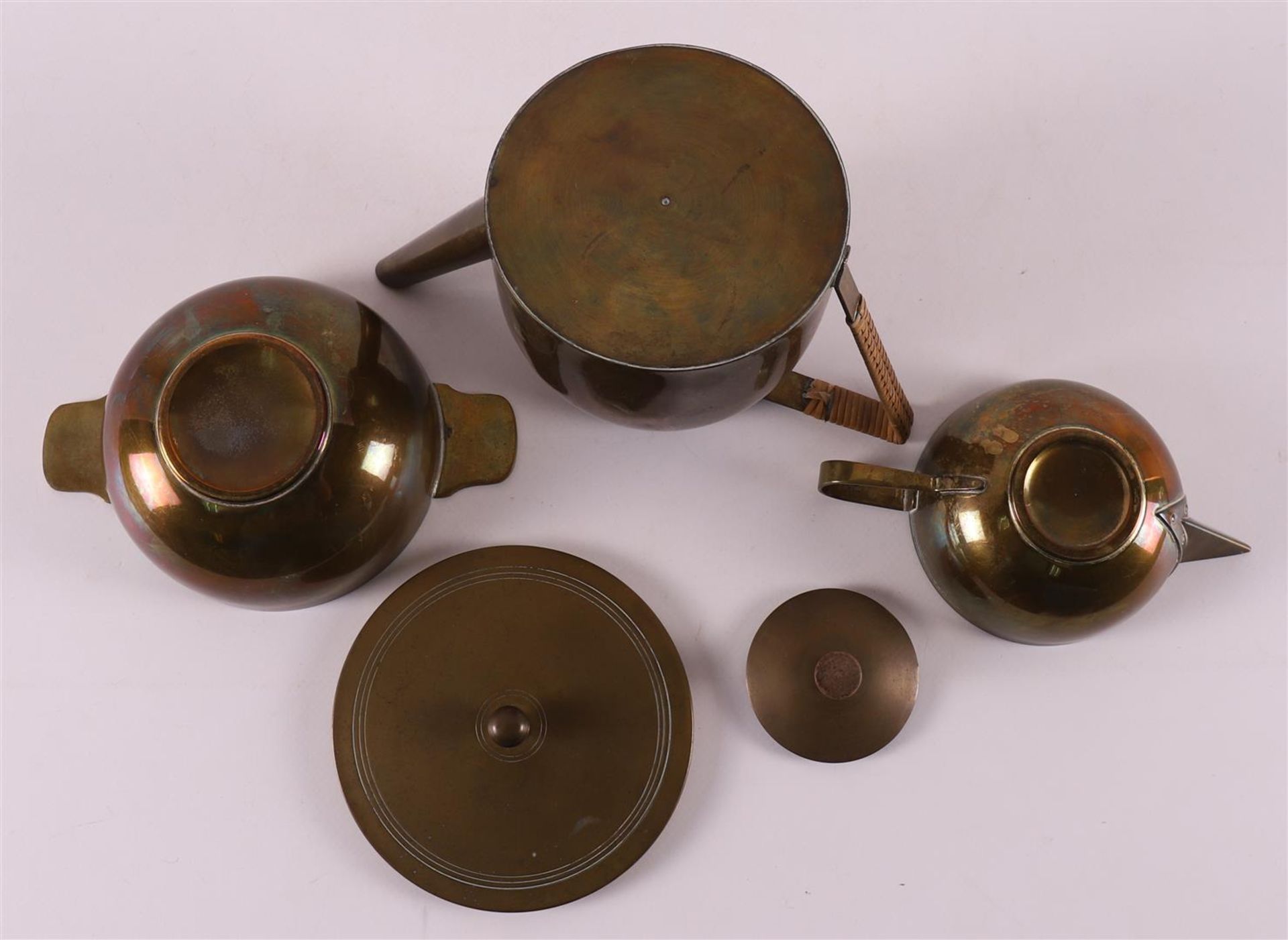 A brass Art Deco tea set on salver, ca. 1905. - Image 6 of 8