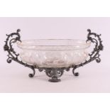 A glass fruit bowl in a pewter frame, 19th century.