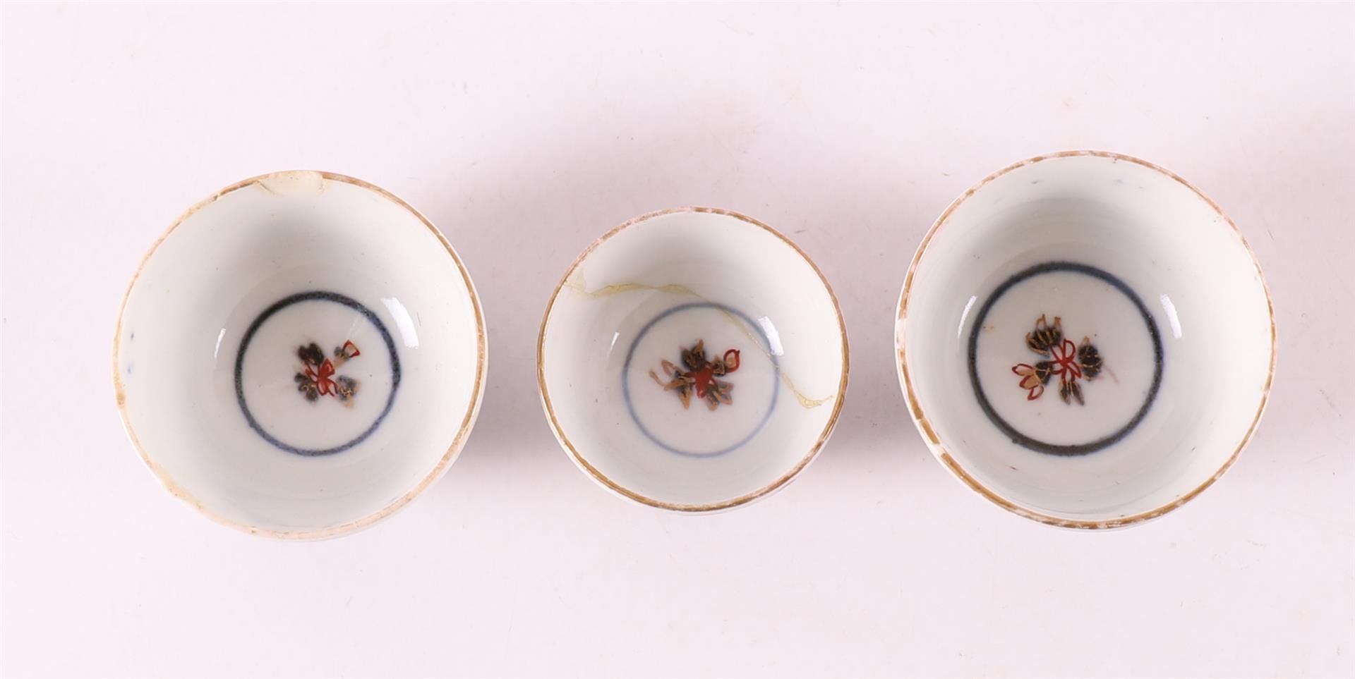 Three various porcelain Imari miniature bowls and saucers, Japan, Edo - Image 11 of 14