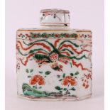 A porcelain famille verte tea caddy, China, Kangxi, circa 1700.
