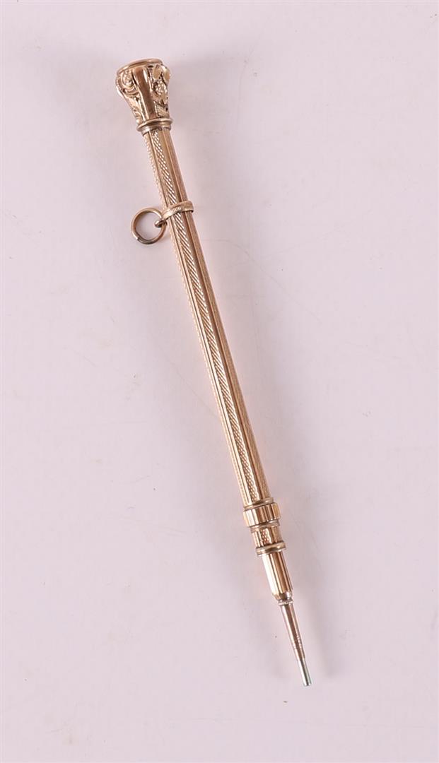 A mechanical pencil with 14 kt gold mantle, 2nd half 19th century.