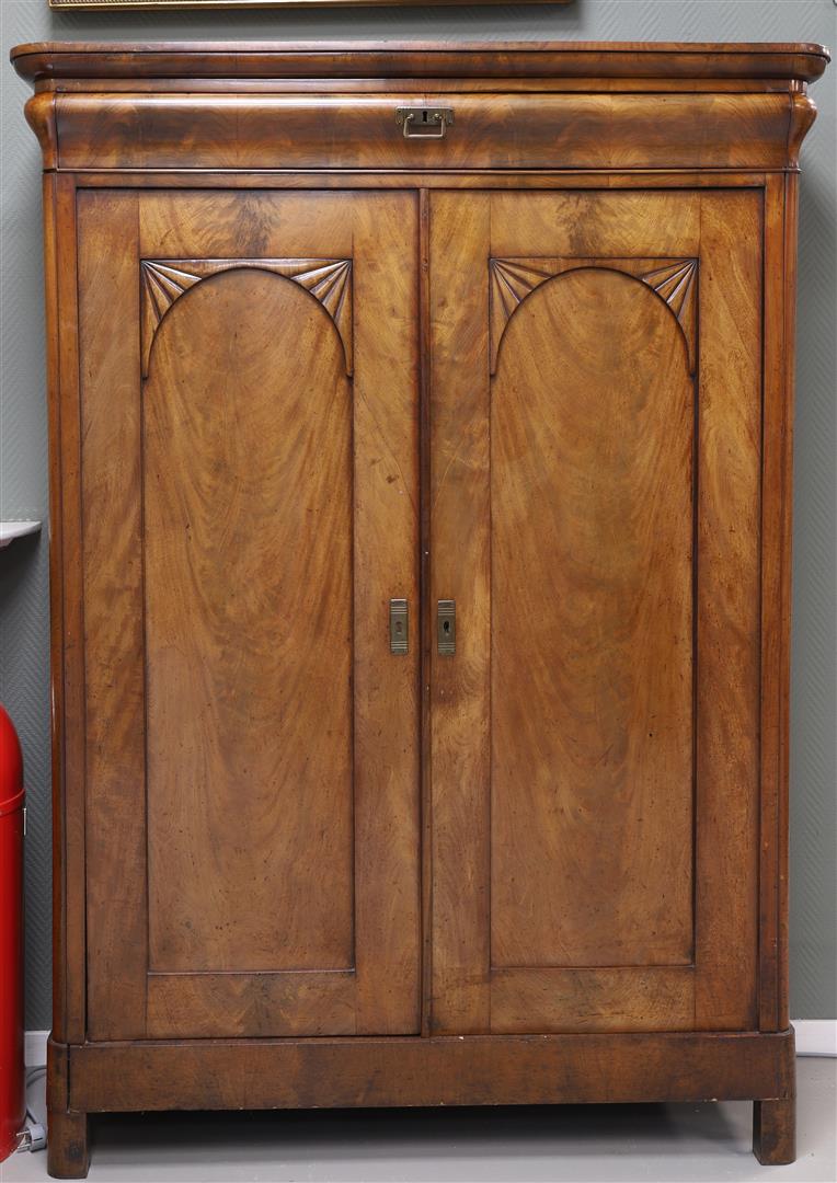 A two-door linen cupboard, Biedermeier, mid 19th century.