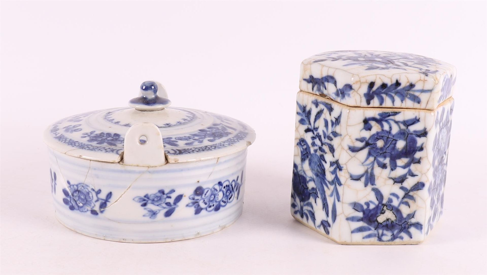 A lot of various soft paste and porcelain, China, 18th century. - Image 2 of 10