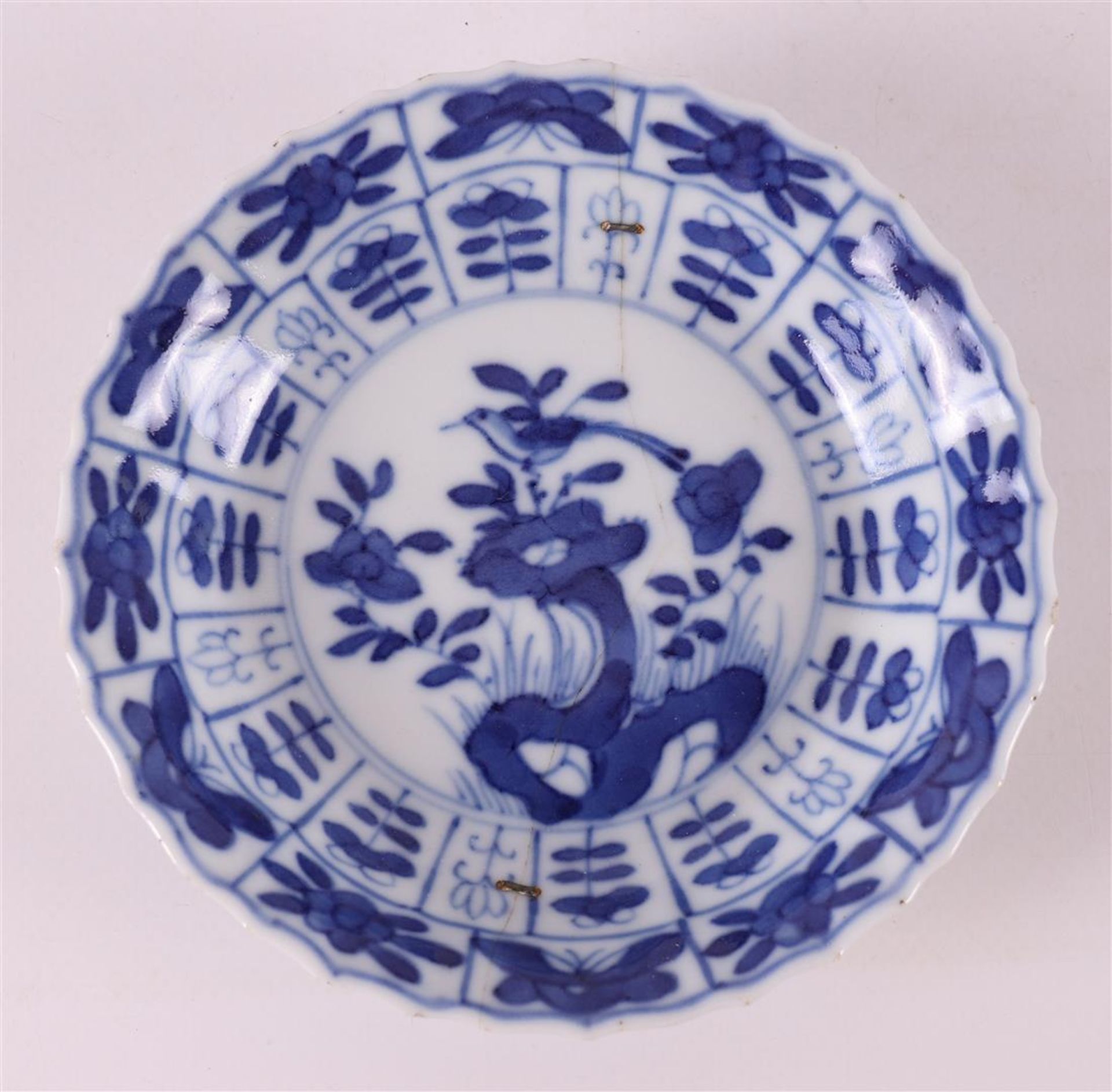 Five blue/white porcelain contoured saucers, China, Kangxi, around 1700 - Image 2 of 10