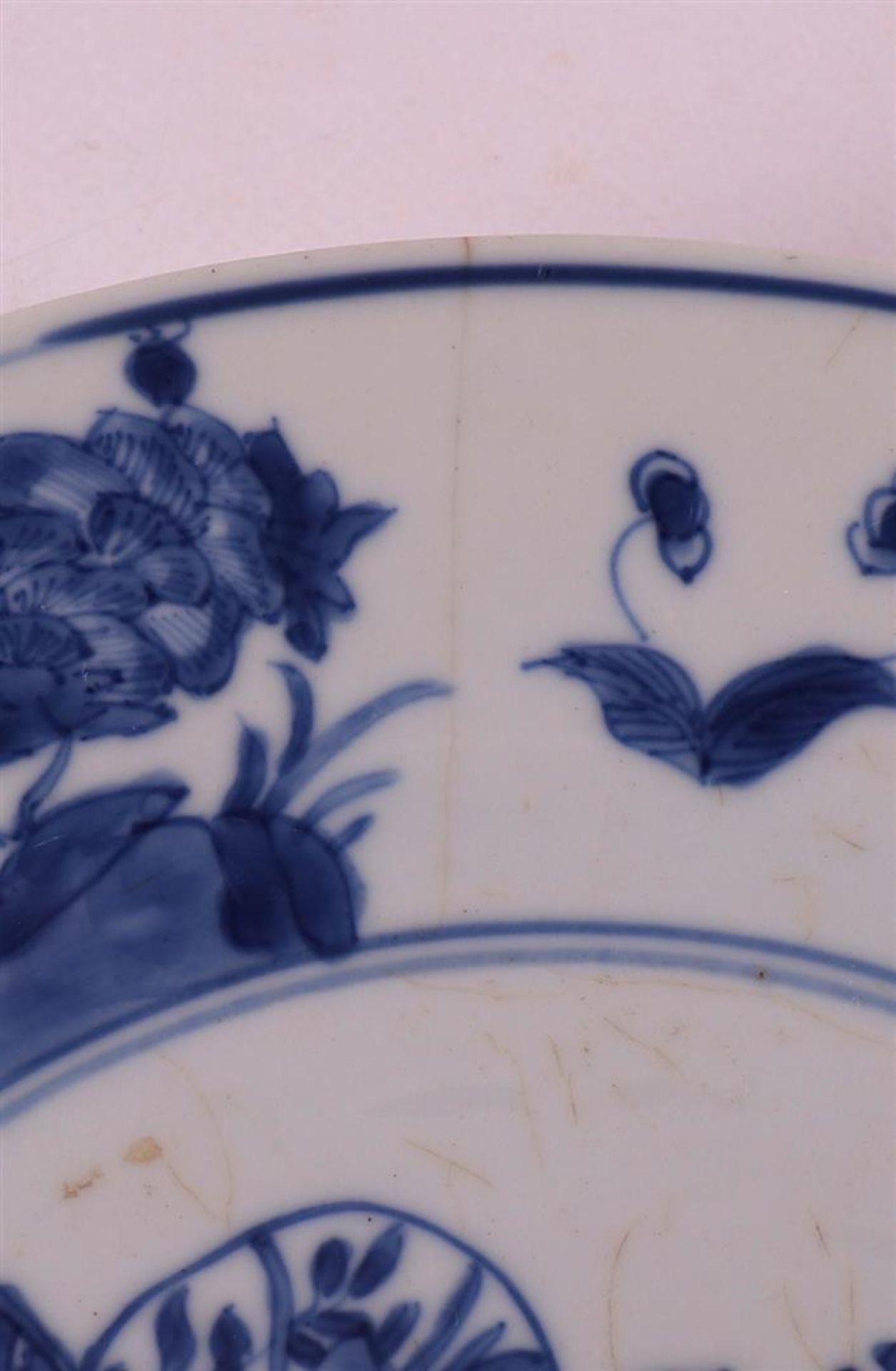 A blue/white porcelain dish, China, Kangxi, around 1700. - Image 6 of 6