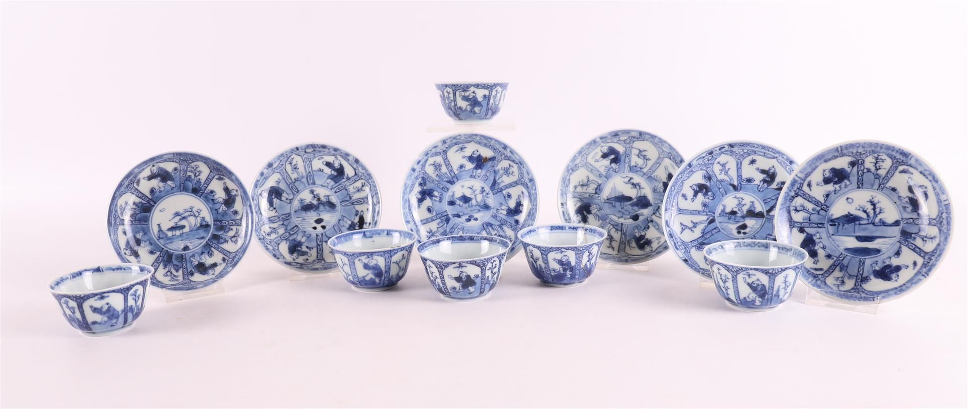 Six blue/white porcelain cups and saucers, China, Kangxi, around 1700.
