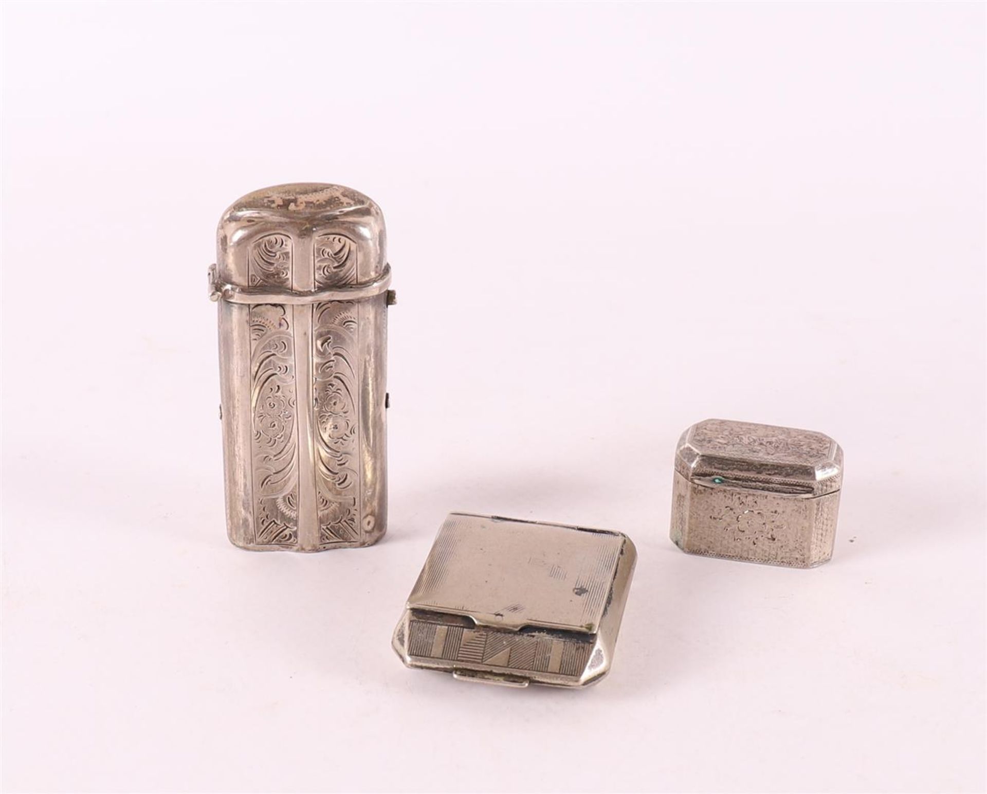 A 2nd grade 835/1000 silver matchstick box, ca. 1860