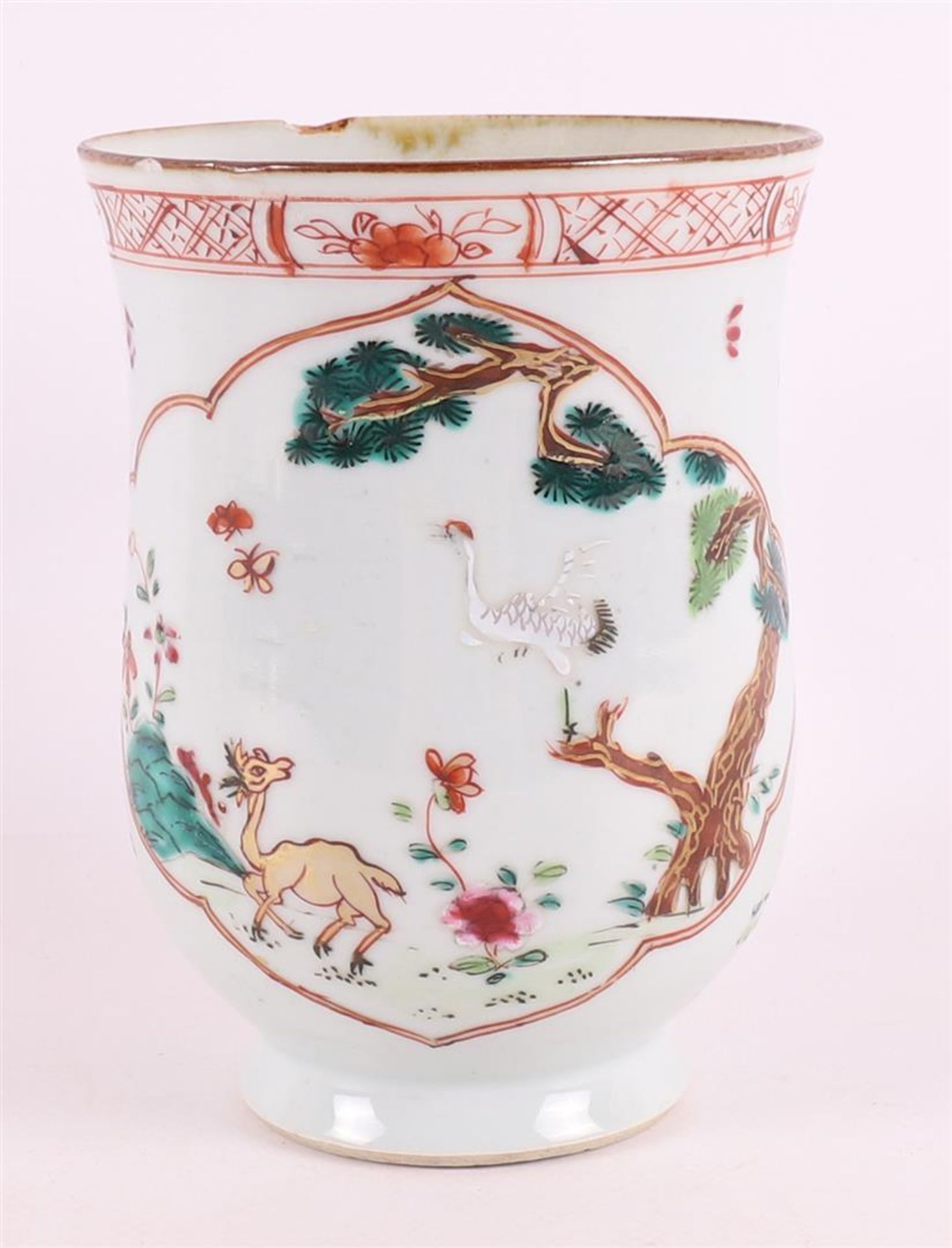 A porcelain beer mug, China, ca. 1740.