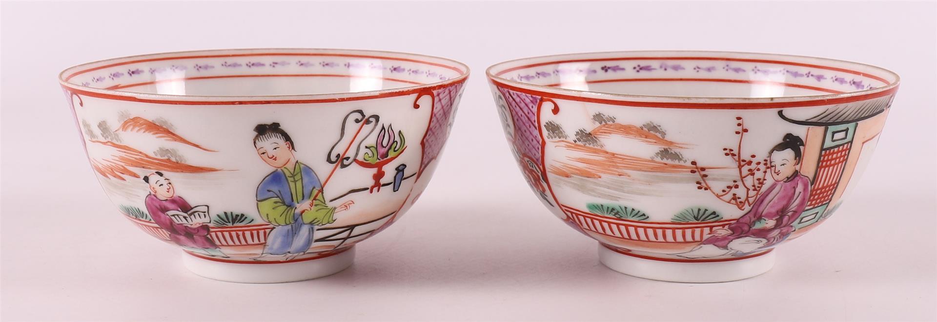 Two porcelain famille rose mandarin cups and saucers, 19th century. - Image 5 of 10
