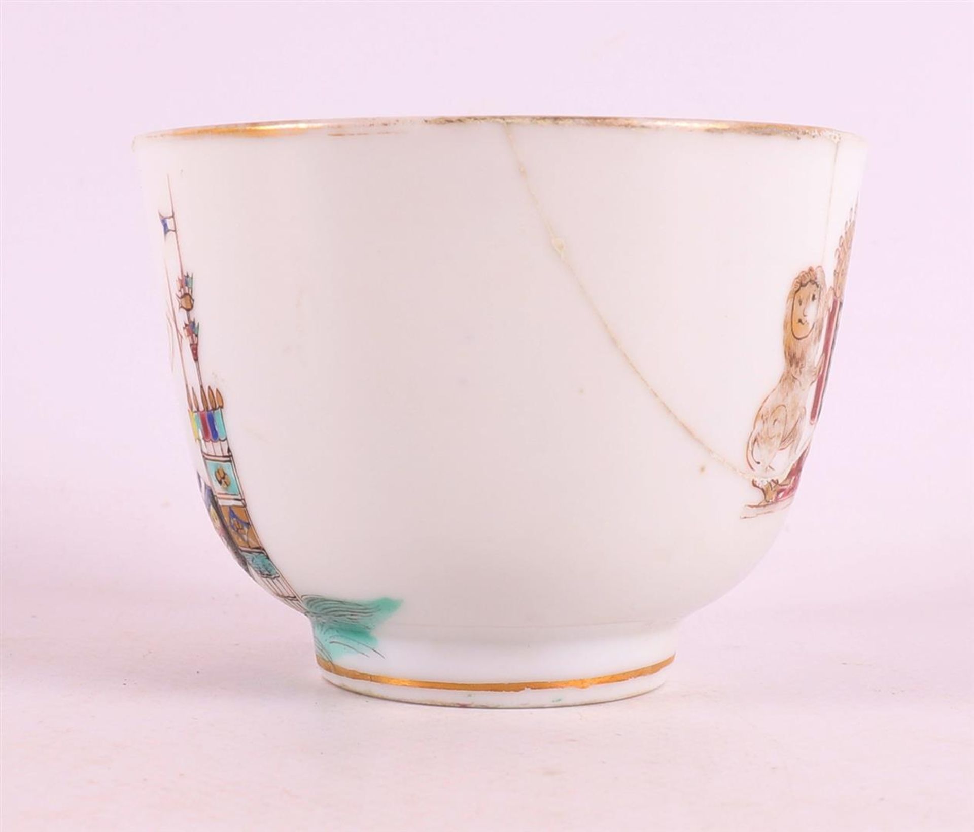 A porcelain bowl on a base ring, China, Younzheng, ca. 1730. - Image 2 of 8