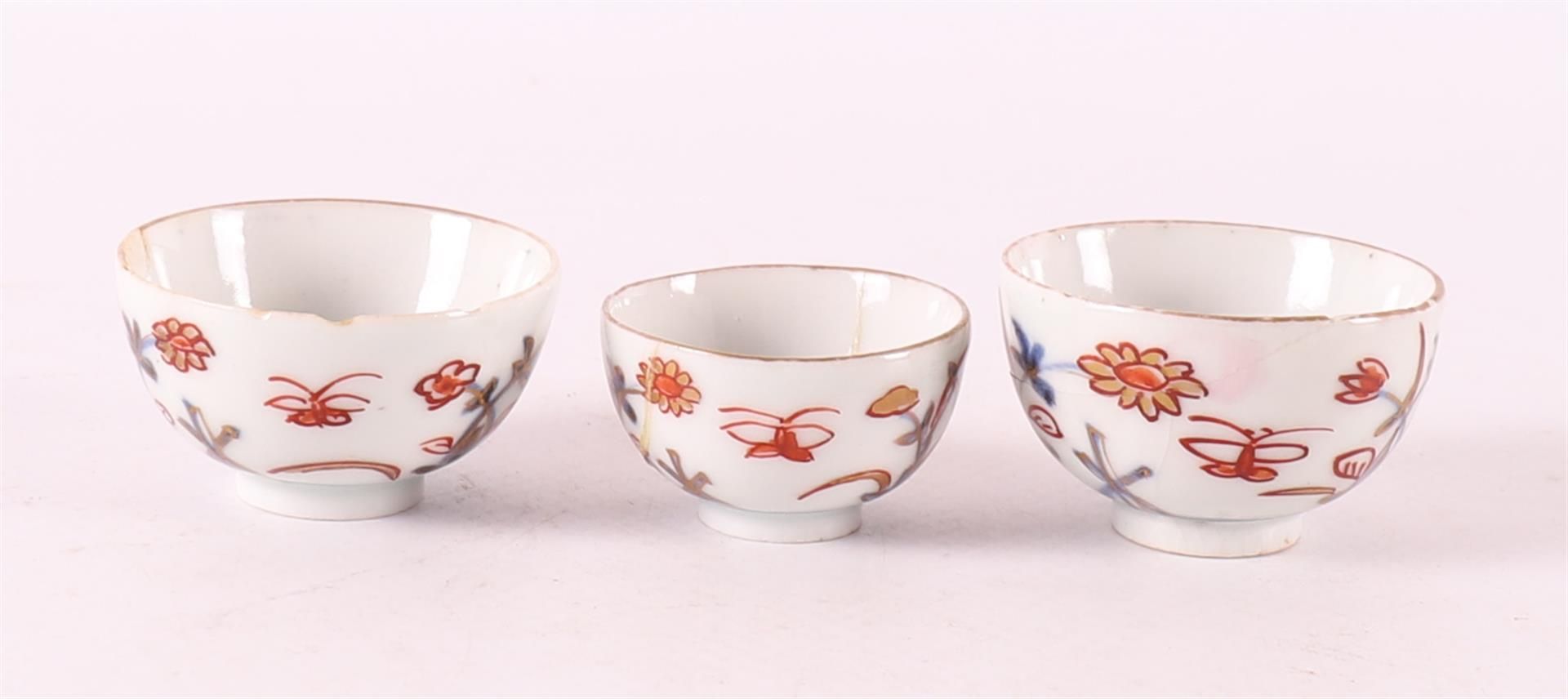 Three various porcelain Imari miniature bowls and saucers, Japan, Edo - Image 9 of 14